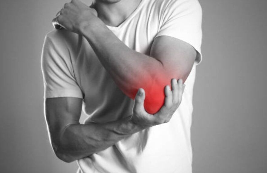como prevenir codo de tenista en el padel